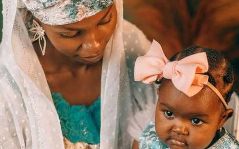 石姓宝宝起名，百家姓热门好名字推荐