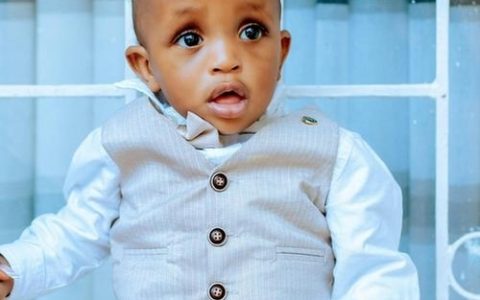 2026壬寅马年今年8月29日出生男孩起名 听起来阳刚的男孩名字