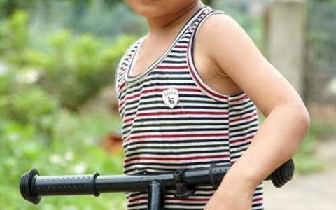 2026年10月16日出生的男孩