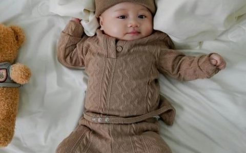 2026年12月24日出生八字缺木的男宝宝名字