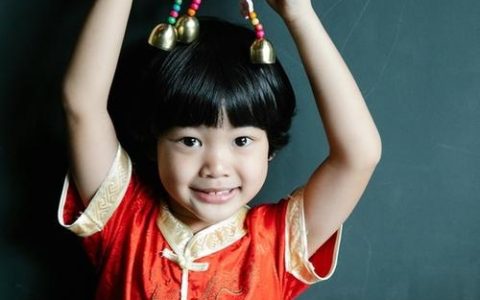 2026年1月16日出生的男宝宝官运如何 喜火取名有内涵