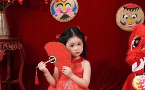 2026年5月16日农历四月十六出生的男孩八字怎么排 五行缺金取名