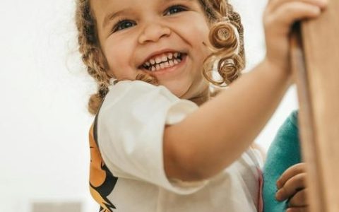 2026年6月5日出生的男孩洋气又霸气的名字推荐