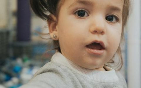 2026年7月26日出生的宝宝怎么取名 2026年最热门的男孩名字