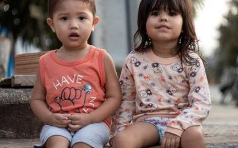 2026年7月29日出生男孩五行缺金出众特别名字