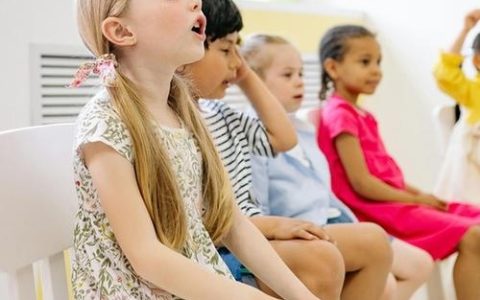 2026年9月14日出生男孩如何取名 热门属马男孩名字