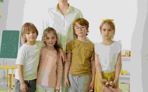 2026年三月三上巳节出生男孩五行缺金起名，缺金名字推荐