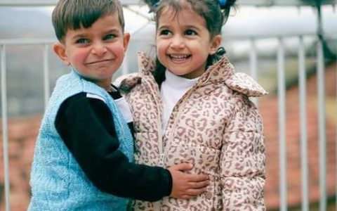 2026年农历8月24日出生的男孩霸气的名字 通过霸气的成语取男孩霸气威武名字