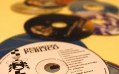 2026年农历腊月二十一出生的男孩五行八字解读 喜用金土的起名宜用字