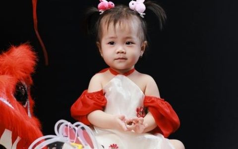 2026年属马的起什么名字旺运势 催旺财运男孩女孩名