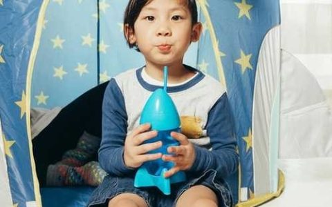 2026年春节出生的五行缺火男孩名字取名