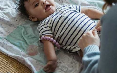 2026年男宝宝取名字大全免费 好听顺口属马孩子起名推荐