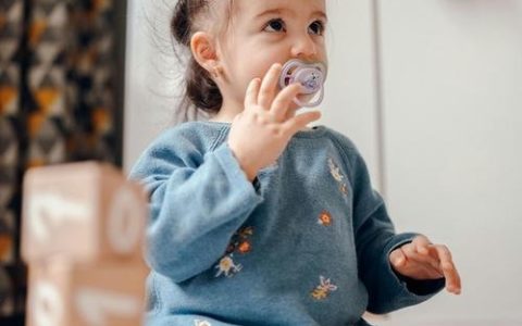 2026年颜姓男孩名字大全 颜姓男孩响亮名字免费