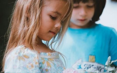 今年出生男孩宜取什么名字好 有内涵的男宝宝名字