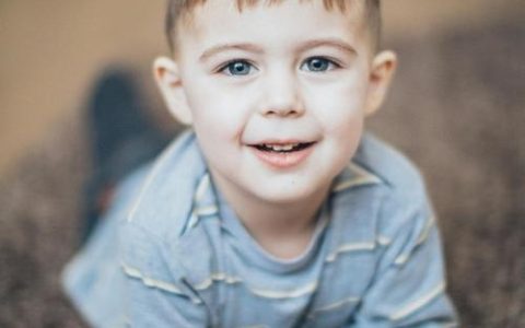 任姓男孩名字满分任月威名字打多少分