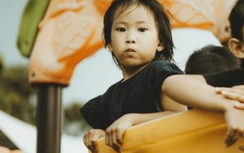 马宝宝取名大全2026款男孩 适合男孩的霸气名字