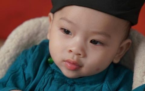 马年小男孩小名叫啥好 寅马年男宝宝时尚吉利起名